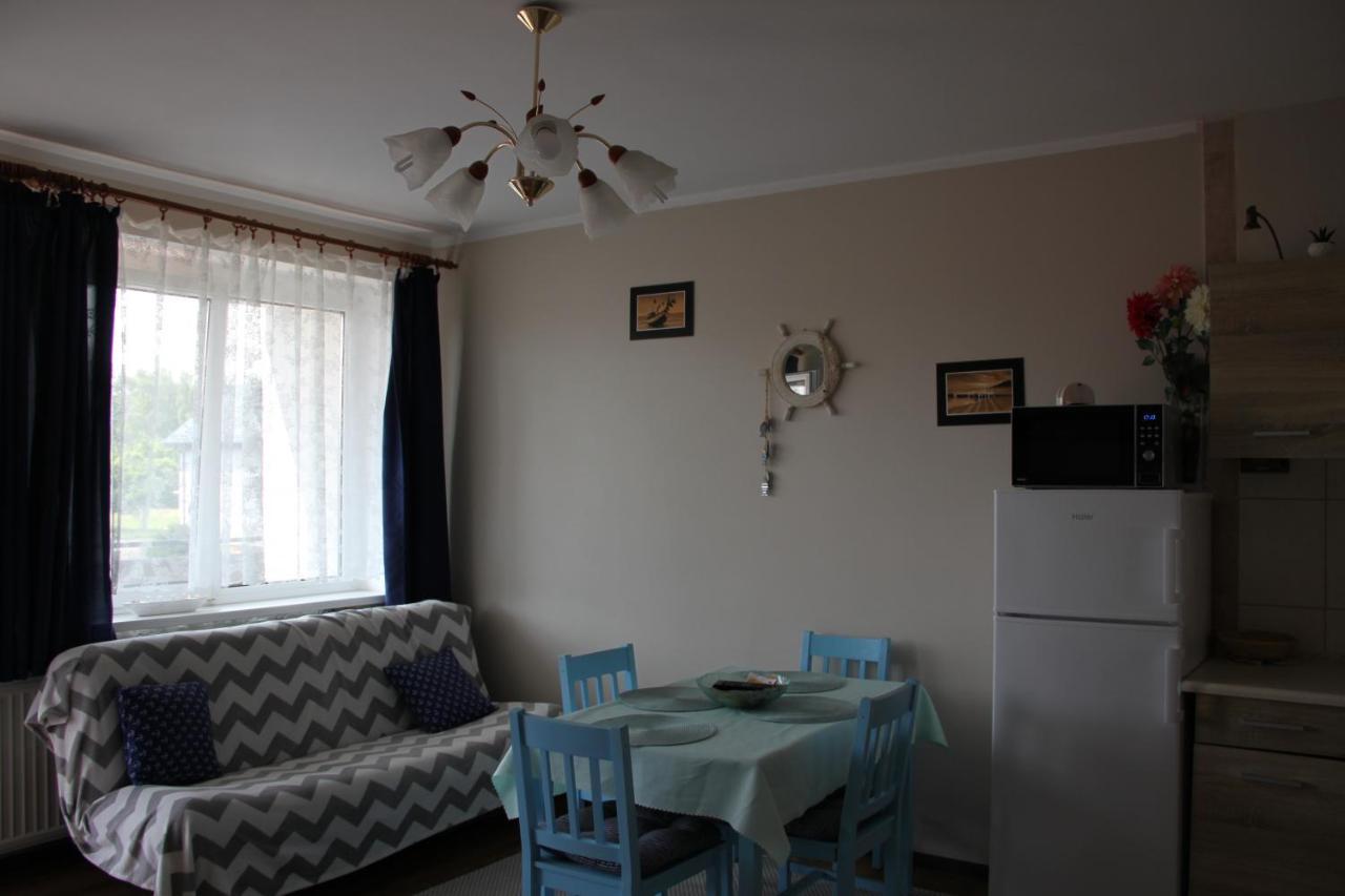 Apartamenty Eka Dom Goscinny 350M Do Plazy เรวัล ภายนอก รูปภาพ