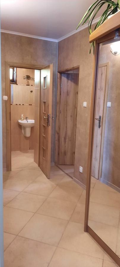 Apartamenty Eka Dom Goscinny 350M Do Plazy เรวัล ภายนอก รูปภาพ